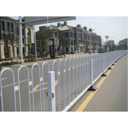廣東規模大的道路護欄生產基地 道路防護欄