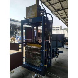 30-80噸立式廢紙打包機(jī)編織袋打包機(jī)四開門自動推包打包機(jī)